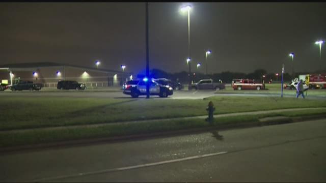 SWAT standoff at DPS office ends when man surrenders | khou.com