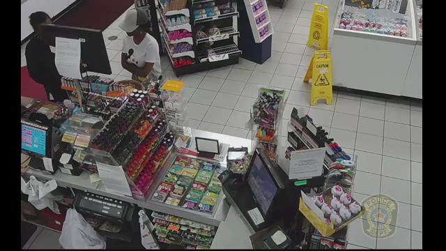 Watch: Suspects caught on camera using stolen credit cards | khou.com